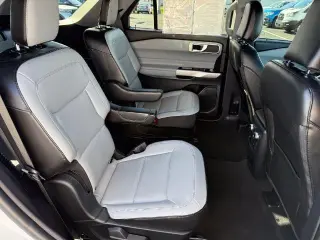 Ford Explorer 2021 AWD XLT SUV de 4 puertas
