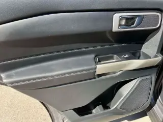 Ford Explorer 2023 XLT SUV de 4 puertas