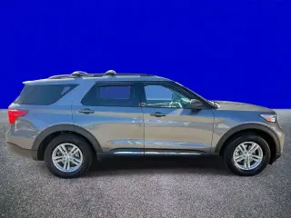 Ford Explorer 2023 XLT SUV de 4 puertas