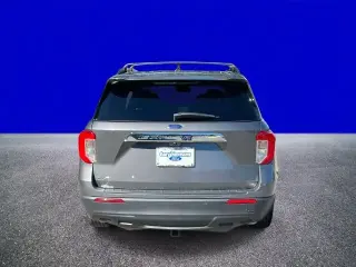 Ford Explorer 2023 XLT SUV de 4 puertas