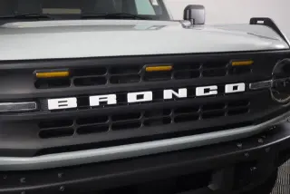 Ford Bronco 2022 4x4 Black Diamond 4dr SUV