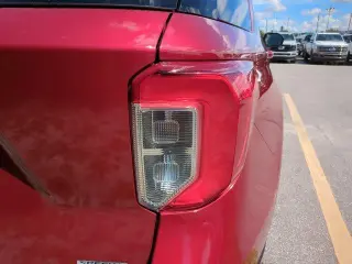 Ford Explorer 2023 XLT SUV de 4 puertas
