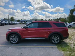 Ford Explorer 2023 XLT SUV de 4 puertas
