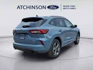 Ford Escape 2023 SUV de 4 puertas AWD ST-Line