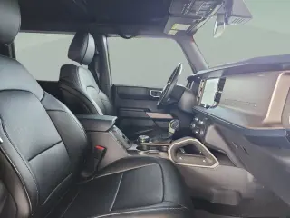 Ford Bronco 2023 4x4 Outer Banks SUV de 4 puertas