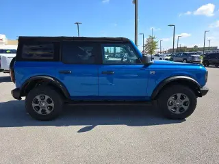 Ford Bronco 2022 4x4 Big Bend SUV de 4 puertas