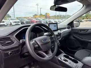 Ford Escape 2023 AWD Base 4dr SUV