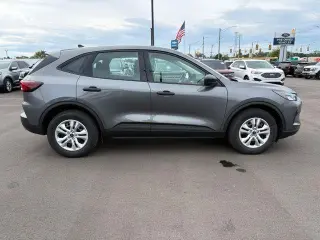 Ford Escape 2023 AWD Base 4dr SUV