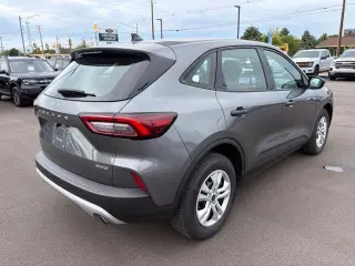 Ford Escape 2023 AWD Base 4dr SUV