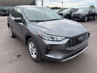 Ford Escape 2023 AWD Base 4dr SUV
