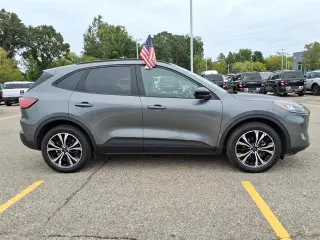 Ford Escape 2021 AWD SEL SUV de 4 puertas