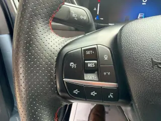 Ford Escape 2024 con tracción en las cuatro ruedas ST-Line 4dr SUV