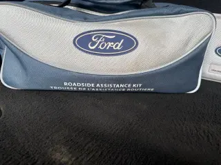 Ford Escape 2024 con tracción en las cuatro ruedas ST-Line 4dr SUV