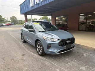 Ford Escape 2024 con tracción en las cuatro ruedas ST-Line 4dr SUV