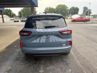 Ford Escape 2024 con tracción en las cuatro ruedas ST-Line 4dr SUV