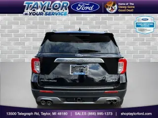 Ford Explorer 2023 AWD Platinum SUV de 4 puertas