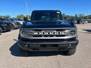Ford Bronco 2023 4x4 Big Bend SUV de 4 puertas