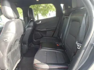 Ford Escape 2024 SUV de 4 puertas ST-Line con tracción en las cuatro ruedas (AWD)