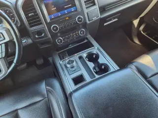 Ford Expedition MAX 2021 4x2 XLT 4dr SUV