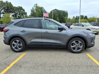 Ford Escape 2025 ST-Line 4dr SUV