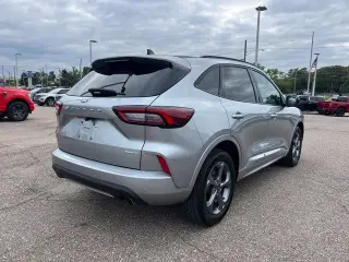 Ford Escape 2024 SUV de 4 puertas AWD ST-Line