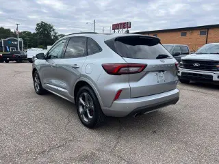 Ford Escape 2024 SUV de 4 puertas AWD ST-Line