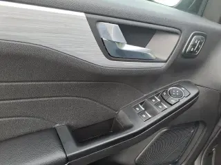 Ford Escape 2025 AWD Platinum SUV 4 puertas