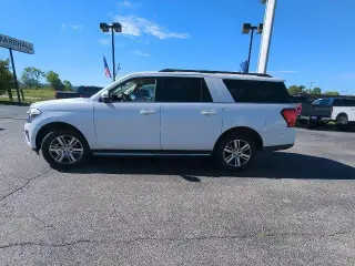 Ford Expedition MAX 2022 4x4 XLT SUV de 4 puertas