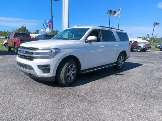 Ford Expedition MAX 2022 4x4 XLT SUV de 4 puertas