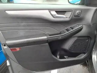 Ford Escape 2025 AWD Platinum SUV de 4 puertas