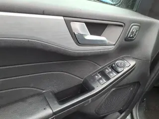 Ford Escape 2025 AWD Platinum SUV de 4 puertas