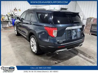 Ford Explorer 2023 AWD Platinum SUV de 4 puertas