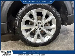 Ford Explorer 2023 AWD Platinum SUV de 4 puertas