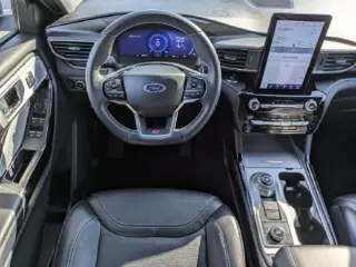 Ford Explorer 2024 AWD ST SUV de 4 puertas
