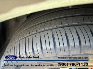Ford Explorer 2022 AWD ST SUV de 4 puertas
