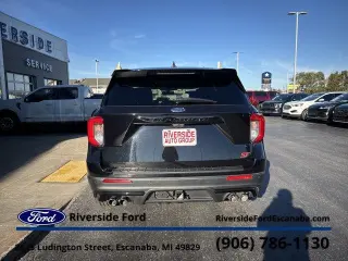 Ford Explorer 2022 AWD ST SUV de 4 puertas