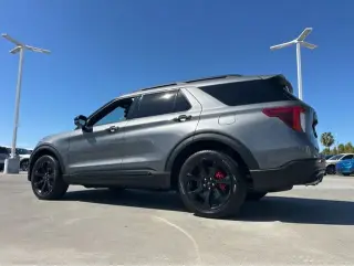 Ford Explorer 2024 AWD ST SUV 4 puertas