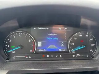 Ford Explorer Híbrido 2023 AWD Limited SUV de 4 puertas