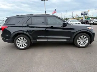 Ford Explorer Híbrido 2023 AWD Limited SUV de 4 puertas