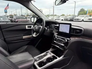 Ford Explorer Híbrido 2023 AWD Limited SUV de 4 puertas