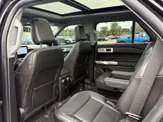 Ford Explorer Híbrido 2023 AWD Limited SUV de 4 puertas