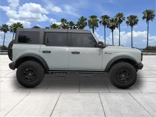 Ford Bronco 2023 4x4 Wildtrak Advanced SUV de 4 puertas