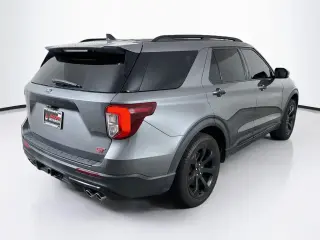 Ford Explorer 2024 AWD ST SUV de 4 puertas