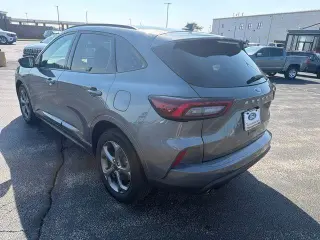 Ford Escape Hybrid 2024 ST-Line SUV 4 puertas