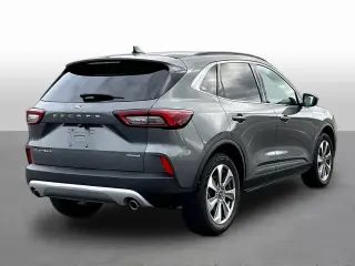 Ford Escape 2025 AWD Platinum 4 puertas SUV