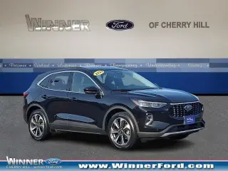 Ford Escape 2023 AWD Platinum 4dr SUV