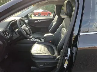 Ford Escape 2023 AWD Platinum 4dr SUV
