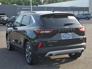Ford Escape 2023 AWD Platinum 4dr SUV