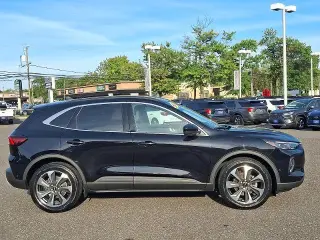 Ford Escape 2023 AWD Platinum 4dr SUV