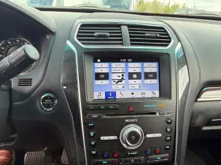 Ford Explorer 2017 AWD Platinum SUV de 4 puertas